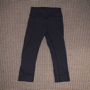 Lululemon in the movement cropped leggings